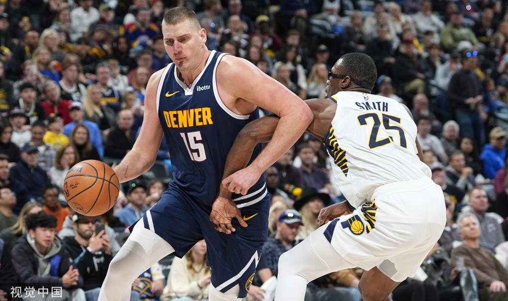 鲜明对比 鲜明对比