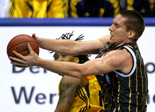 孙颖莎在与 孙颖莎在与