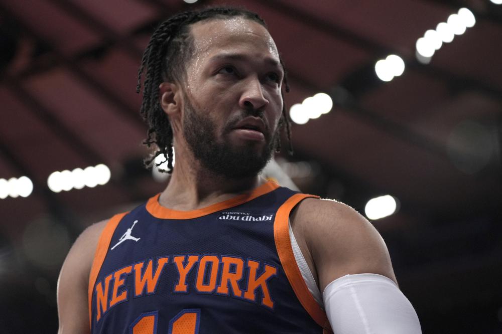 机前看别人 机前看别人