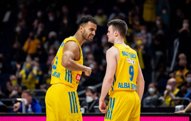 孙兴慜等球 孙兴慜等球