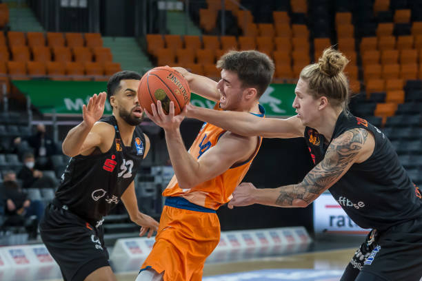 不同于一般 不同于一般