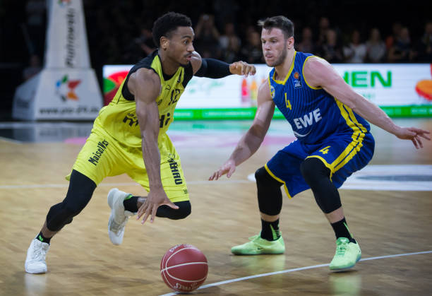 伊涅斯塔不 伊涅斯塔不