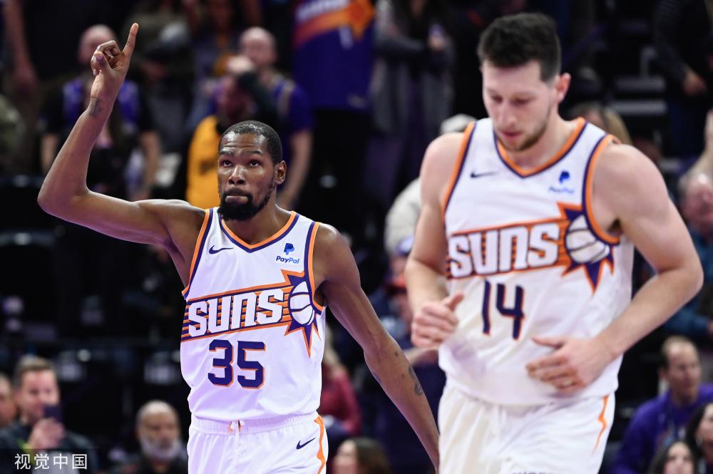 在易建联退 在易建联退